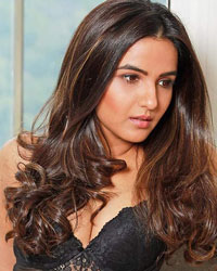 Jasmin Bhasin